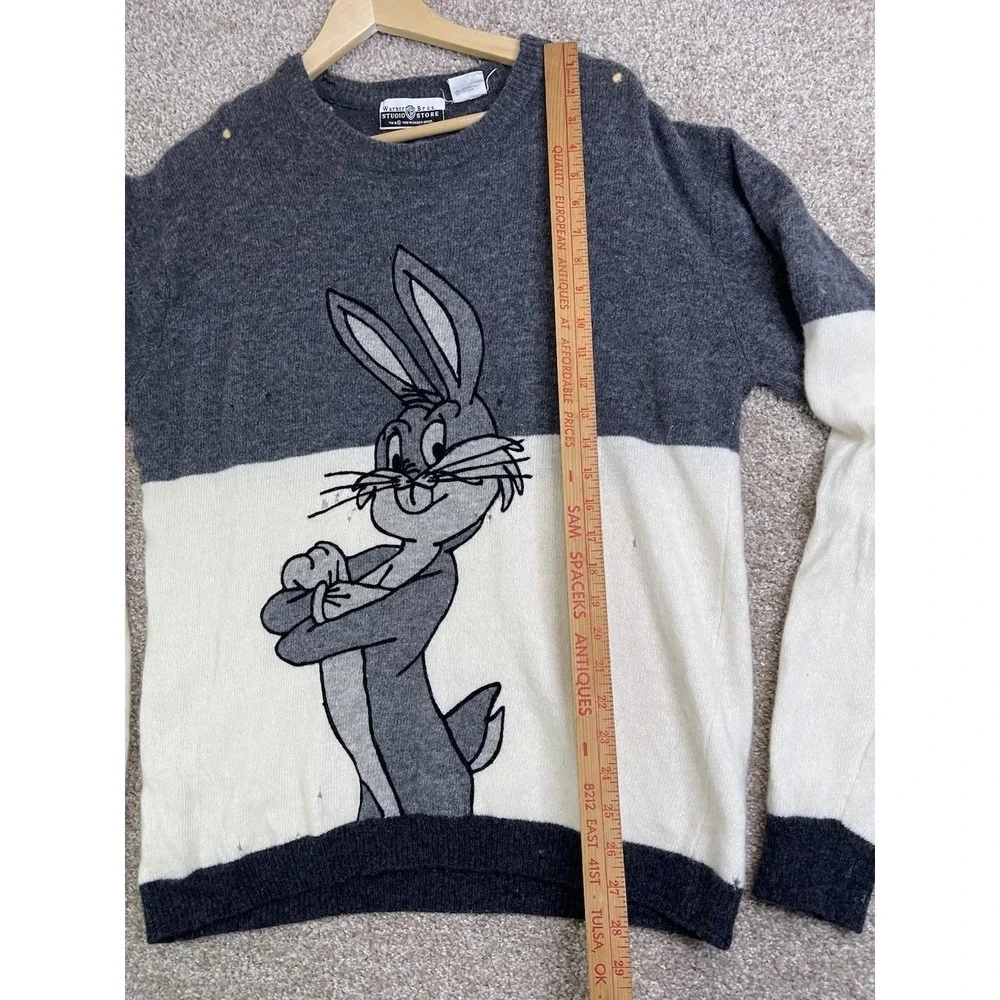 Vintage 1998 Warner Bros Bugs Bunny 100% Lambswool Pullover Sweater Large Tears